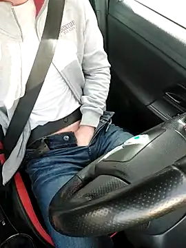 Xcoquinx online show from March 22, 2025, 7:47 am