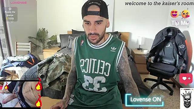 kaiser679  online show from September 10, 2025, 4:40 pm