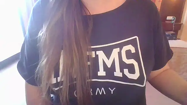 Sexymiss26 online show from December 16, 2024, 4:38 pm