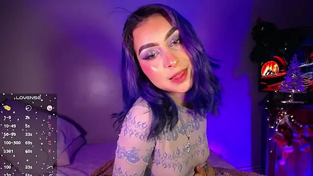 Cinamoonn online show from December 28, 2024, 8:58 pm