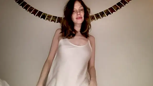 Nikki Mimimi online show from December 25, 2024, 1:09 pm