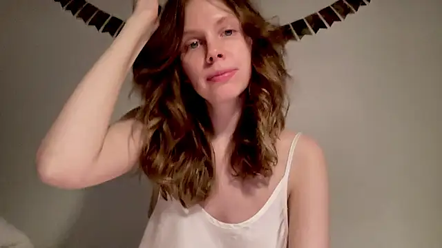 Nikki Mimimi online show from January 24, 2025, 1:14 pm