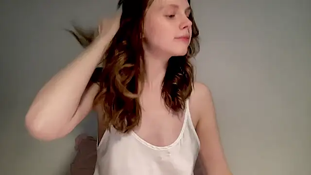 Nikki Mimimi online show from February 22, 2025, 1:24 pm