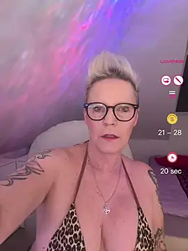 Snapshot of German_Milf chatting on May 3, 2026, 12:55 pm German Milf online show from May 3, 2026, 12:55 pm