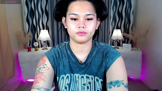 Snapshot of Ella_Fantasiax chatting on October 5, 2025, 8:07 pm Ella Fantasiax online show from October 5, 2025, 8:07 pm