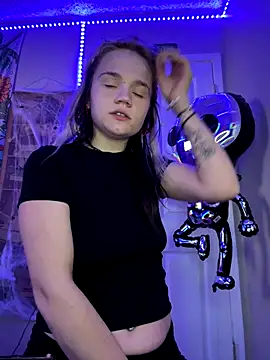 Snapshot of Cutiepiespanks chatting on October 24, 2025, 4:03 pm Cutiepiespanks online show from October 24, 2025, 4:03 pm