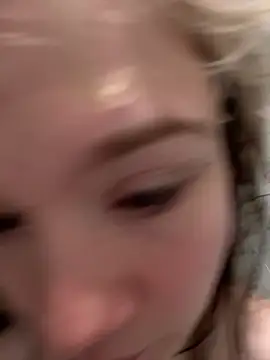 Cutiepiespanks online show from April 5, 2026, 2:53 am