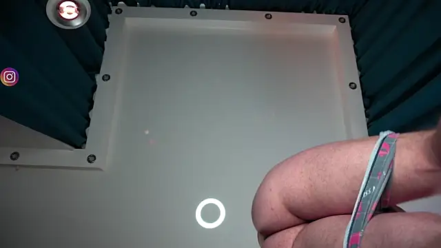 VIktorSecret online show from February 12, 2025, 7:23 am