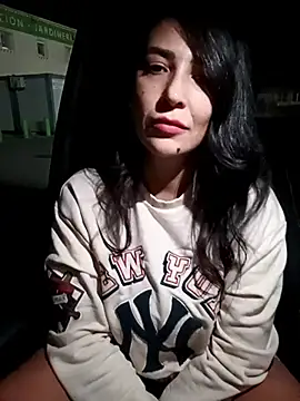 Cataleya80 online show from October 28, 2025, 9:50 pm