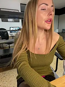 EmaSalis online show from February 5, 2025, 12:17 pm