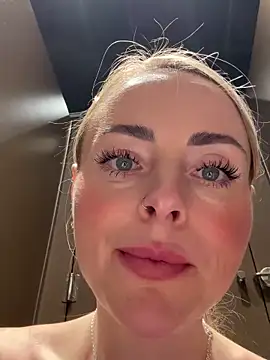 EmaSalis online show from March 3, 2025, 12:37 pm