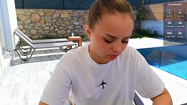 Misss Vikk online show from March 7, 2025, 8:23 am