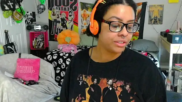 N1NT3NDH03 online show from September 9, 2025, 4:28 pm