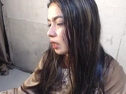 Snapshot of Urbabygirl_jenny chatting on May 18, 2026, 1:24 am Urbabygirl jenny online show from May 18, 2026, 1:24 am