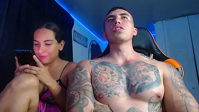 Adam Hudsond online show from September 9, 2025, 2:33 am