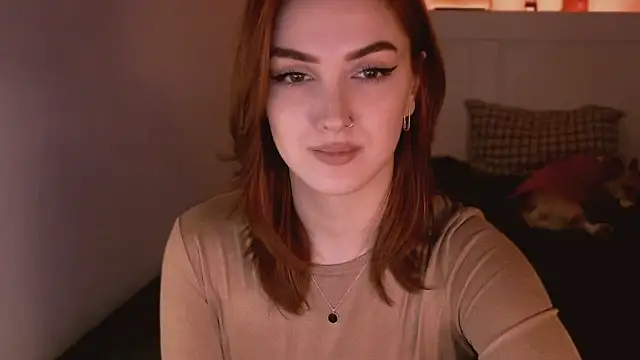 LilyFarey online show from December 6, 2024, 9:35 pm