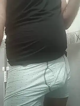 desicockandball online show from December 9, 2024, 5:41 pm