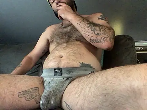 GhetTOfag  online show from July 4, 2026, 9:32 pm