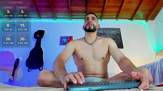 RyanCarter  online show from December 2, 2024, 3:25 pm