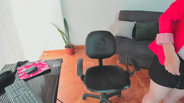 yayita mature online show from September 16, 2025, 1:01 pm