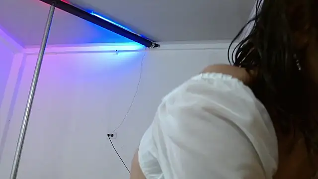 Snapshot of Martina1369 chatting on February 11, 2026, 2:11 pm Martina1369 online show from February 11, 2026, 2:11 pm