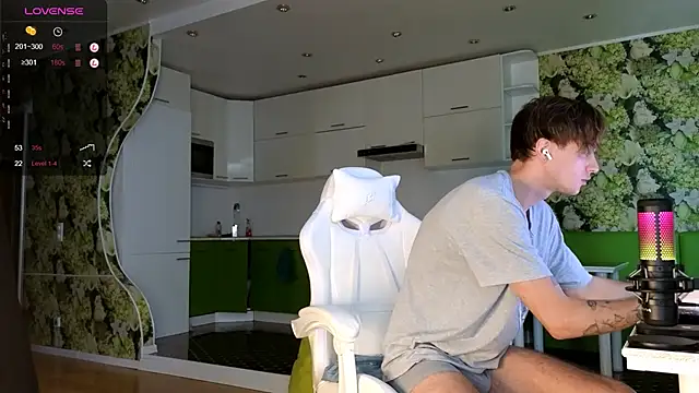 Cryptikov online show from September 24, 2025, 8:39 am