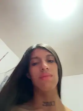 Ortegakim online show from October 8, 2025, 1:31 pm