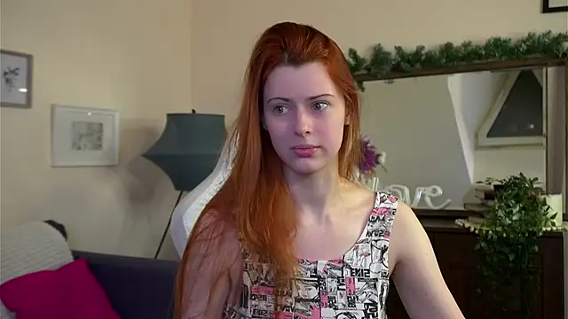 Snapshot of doll_lesli chatting on January 11, 2025, 2:36 pm doll lesli online show from January 11, 2025, 2:36 pm