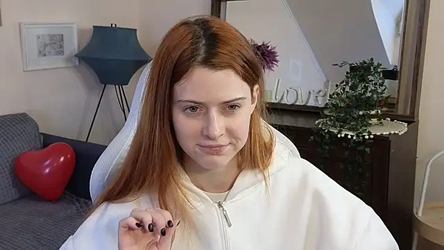 Snapshot of doll_lesli chatting on February 12, 2025, 2:10 pm doll lesli online show from February 12, 2025, 2:10 pm