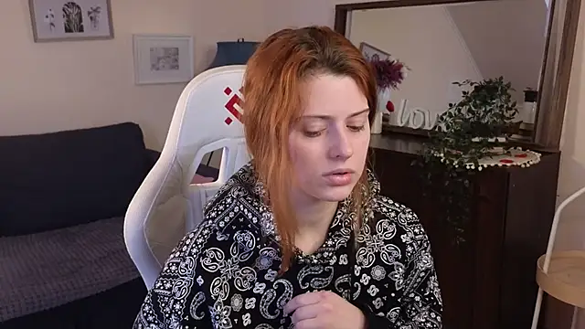 Snapshot of doll_lesli chatting on March 2, 2025, 2:21 pm doll lesli online show from March 2, 2025, 2:21 pm