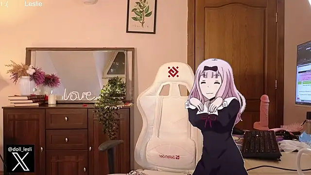 Snapshot of doll_lesli chatting on March 18, 2025, 5:21 pm doll lesli online show from March 18, 2025, 5:21 pm