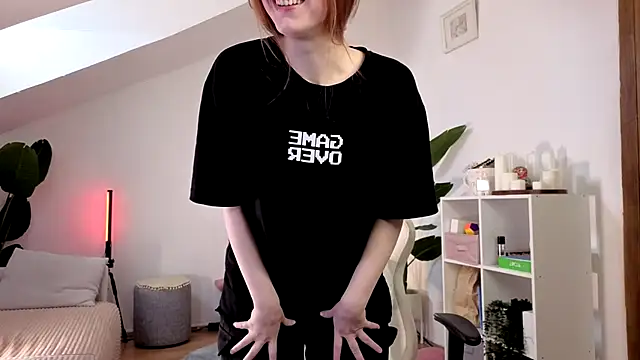 Snapshot of doll_lesli chatting on September 10, 2025, 6:13 am doll lesli online show from September 10, 2025, 6:13 am