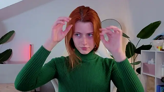 Snapshot of doll_lesli chatting on November 26, 2025, 9:43 am doll lesli online show from November 26, 2025, 9:43 am