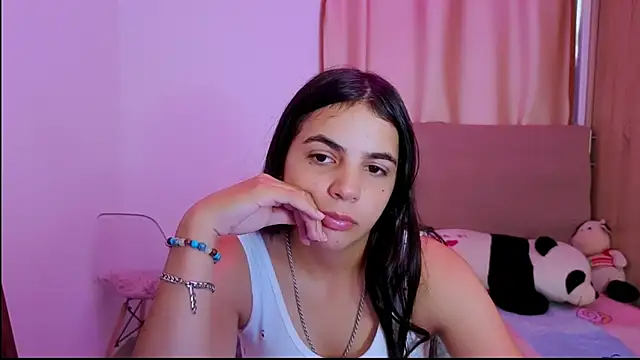  elenna online show from April 17, 2026, 5:38 pm