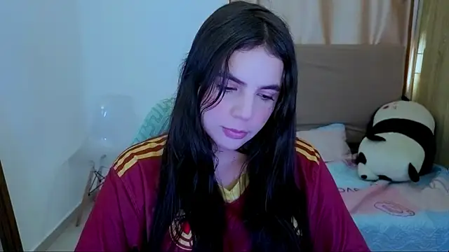  elenna online show from July 4, 2026, 5:41 pm