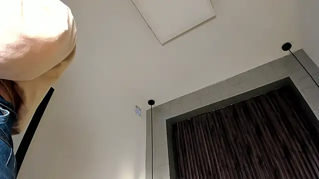  rebecca1 online show from February 4, 2025, 3:15 pm