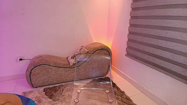 Snapshot of Rashell-Zepol chatting on November 9, 2025, 5:50 am Rashell-Zepol online show from November 9, 2025, 5:50 am