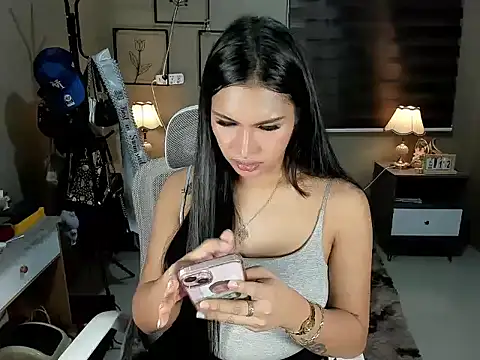 EternityBanks online show from September 15, 2025, 4:51 pm