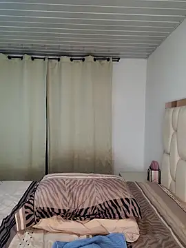  kathaLopez  online show from February 24, 2025, 4:16 am