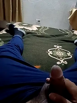 verga199069 online show from November 4, 2025, 2:32 am