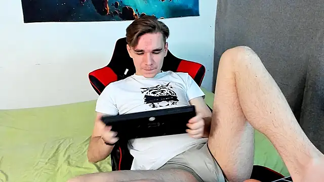 LetsDoSomethingFun online show from February 2, 2025, 11:11 pm