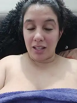 Deina bunny online show from November 12, 2025, 11:47 pm