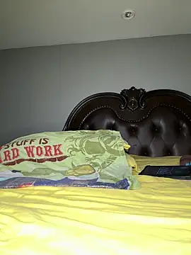 Snapshot of ThickAssRena chatting on December 23, 2025, 5:16 am ThickAssRena online show from December 23, 2025, 5:16 am