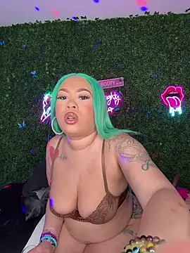 Snapshot of ThickAssRena chatting on March 4, 2026, 9:15 am ThickAssRena online show from March 4, 2026, 9:15 am