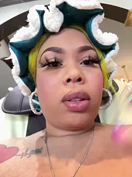 ThickAssRena online show from March 26, 2026, 4:56 pm