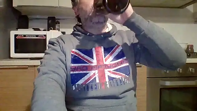 Snapshot of woww791 chatting on November 28, 2025, 8:22 pm woww791 online show from November 28, 2025, 8:22 pm