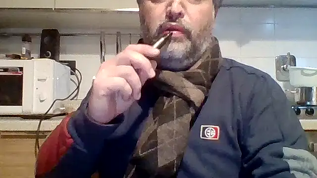 Snapshot of woww791 chatting on December 2, 2025, 8:15 pm woww791 online show from December 2, 2025, 8:15 pm