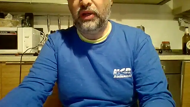 Snapshot of woww791 chatting on January 9, 2026, 8:32 pm woww791 online show from January 9, 2026, 8:32 pm