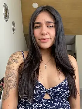 DaphneUwu online show from March 20, 2025, 3:47 pm