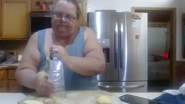 Hornybbw1978 online show from October 22, 2025, 11:48 pm